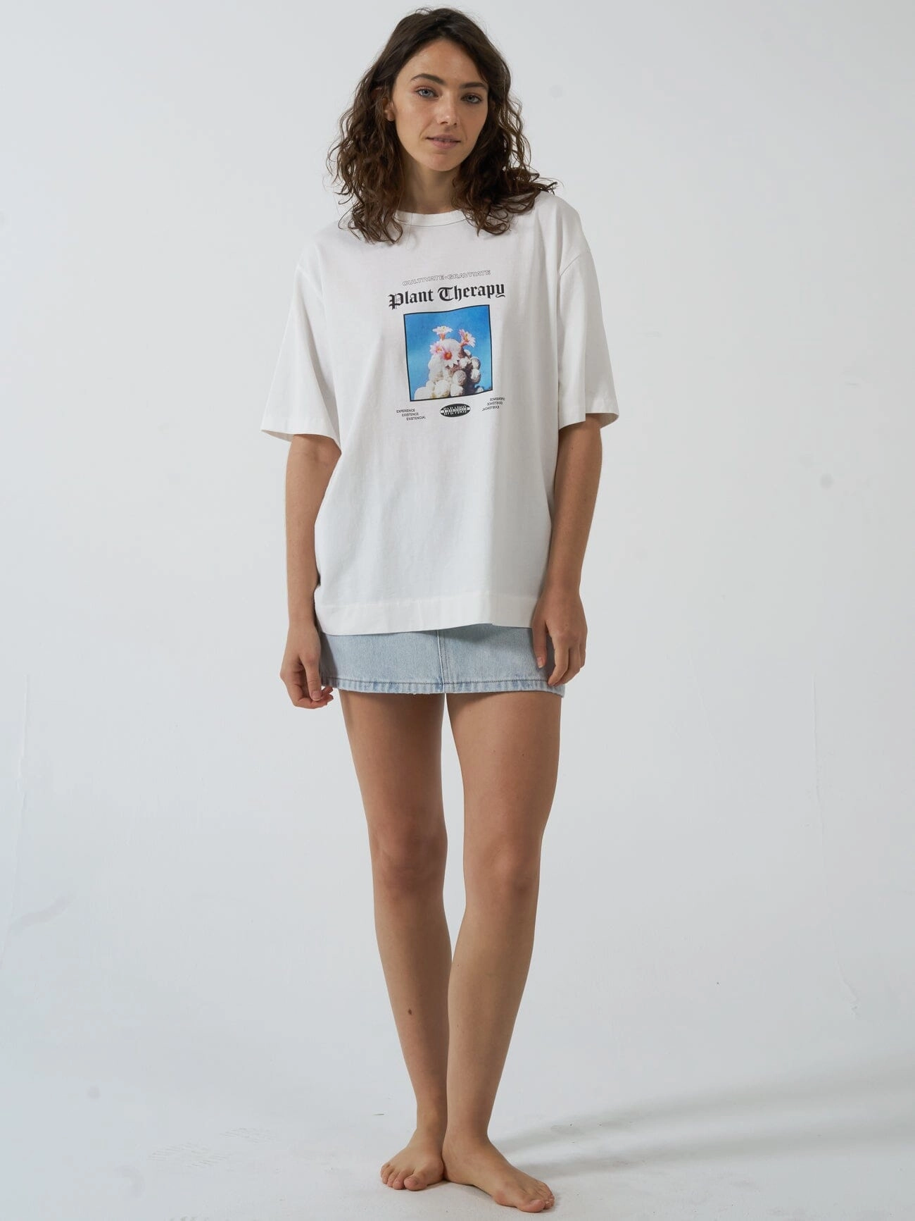 Cultivate Gravitate Box Tee - Powder
