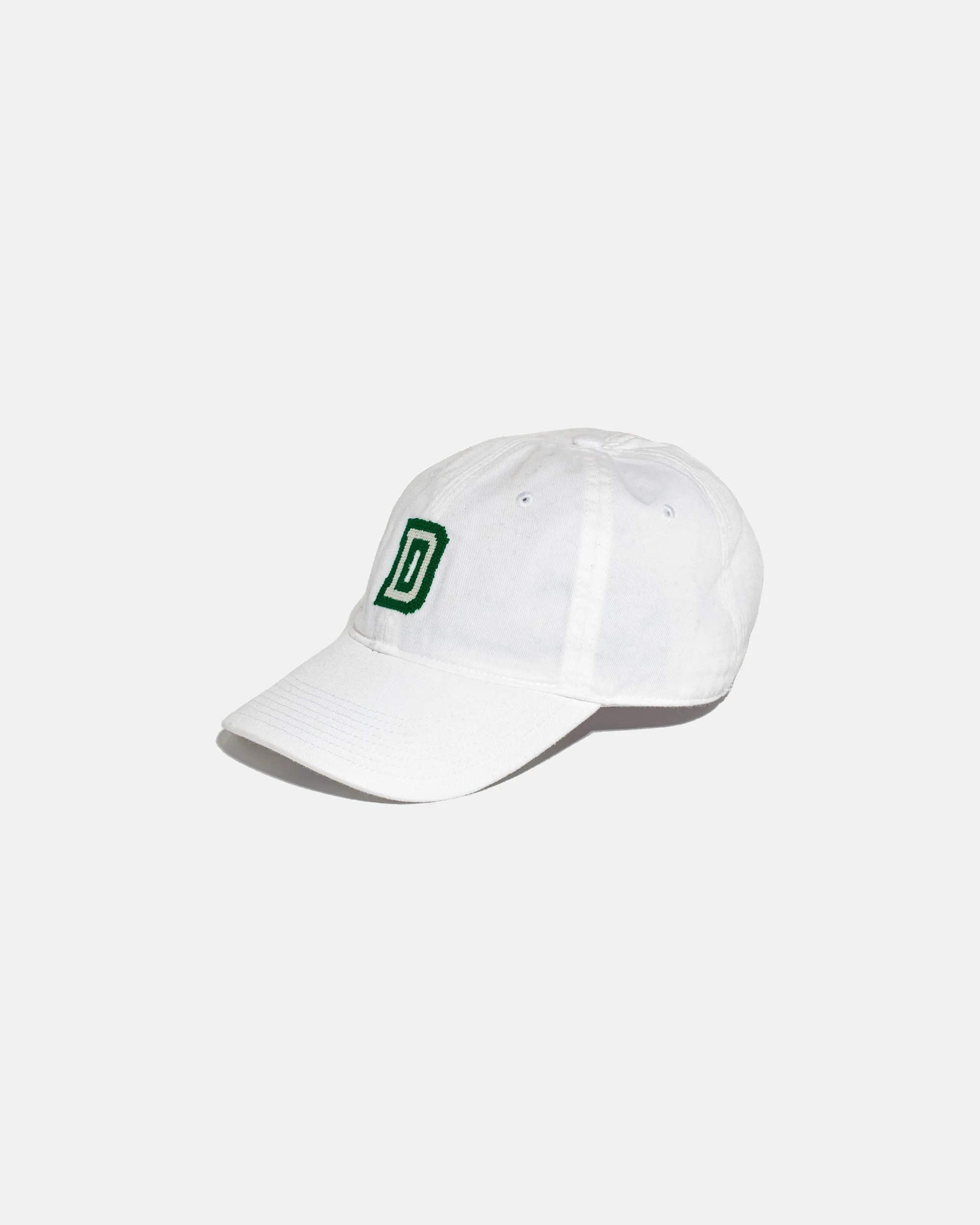 DARTMOUTH COLLEGE NEEDLEPOINT HAT - WHITE