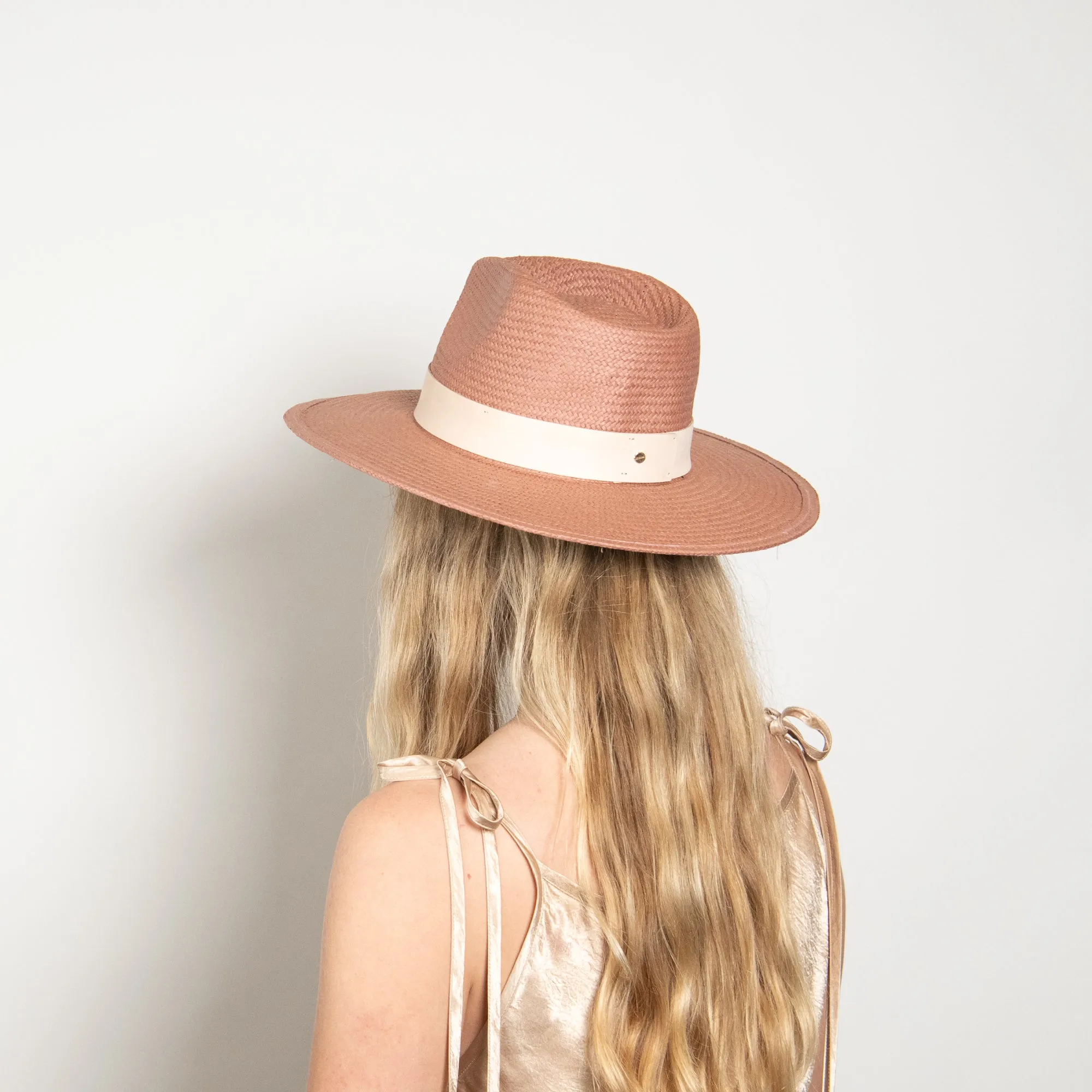 Slater in Rose