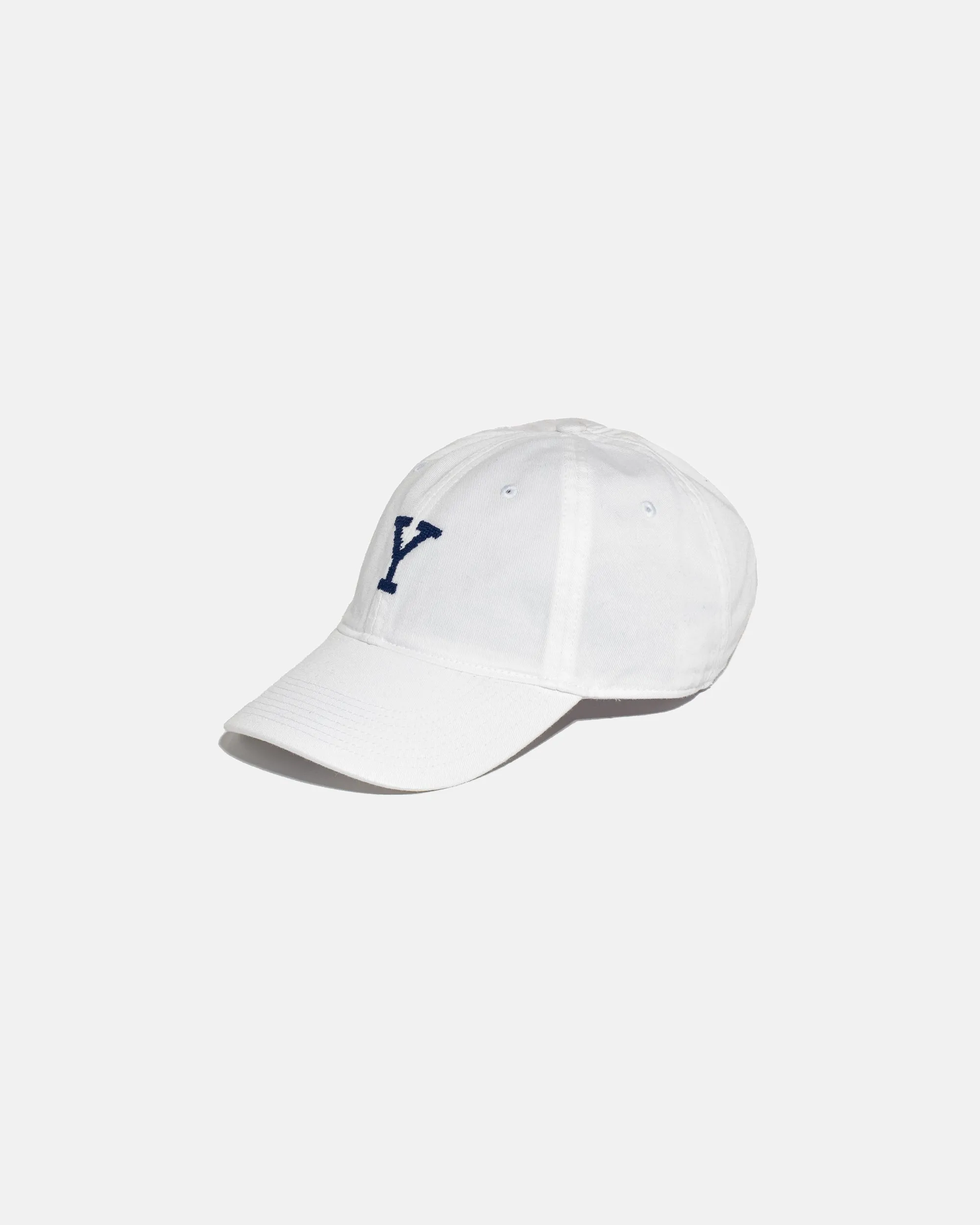 YALE UNIVERSITY NEEDLEPOINT HAT - WHITE
